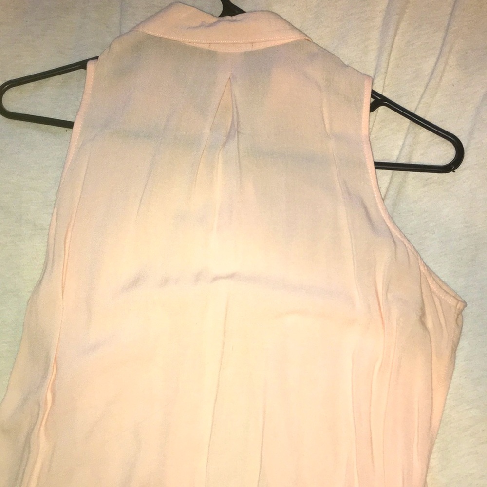 Sleeveless button up tank top - Picture 4 of 5